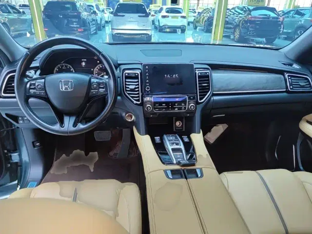 Honda Honda UR-V 2020 370TURBO 2WD Premium Elegance Edition — Фото автомобиля 9