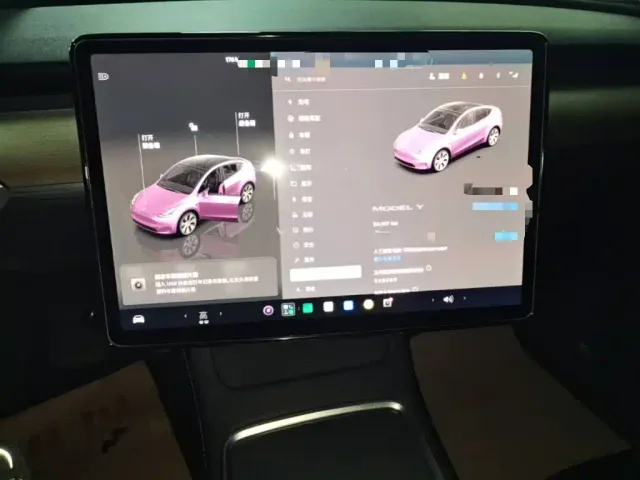 Tesla Model Y — Фото автомобиля 12