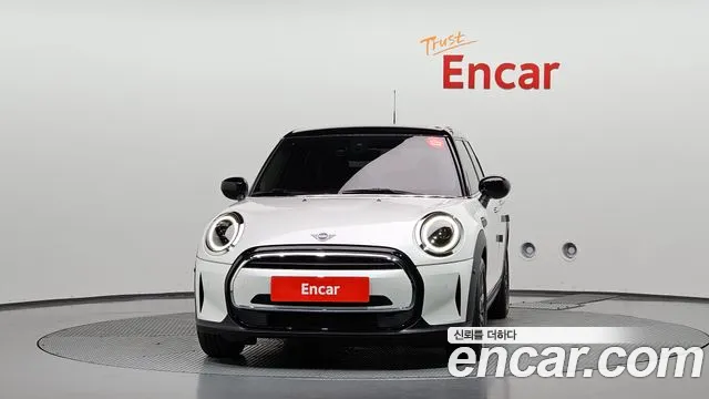 MINI Cooper — Фото автомобиля 3