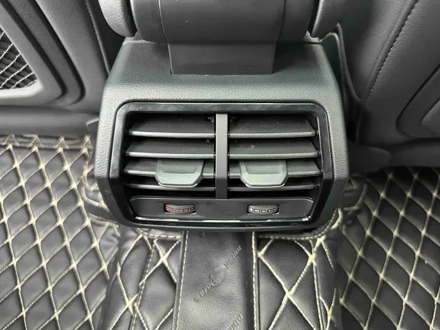 Audi Q3 — Фото автомобиля 13