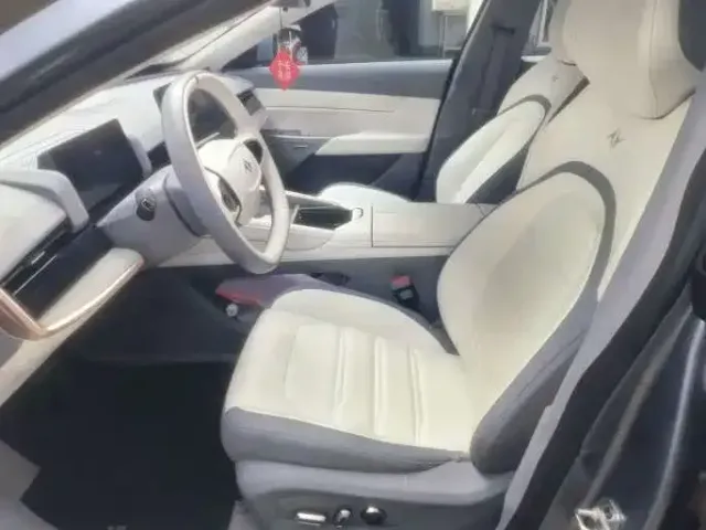 Dongfeng eπ 007 — Фото автомобиля 6