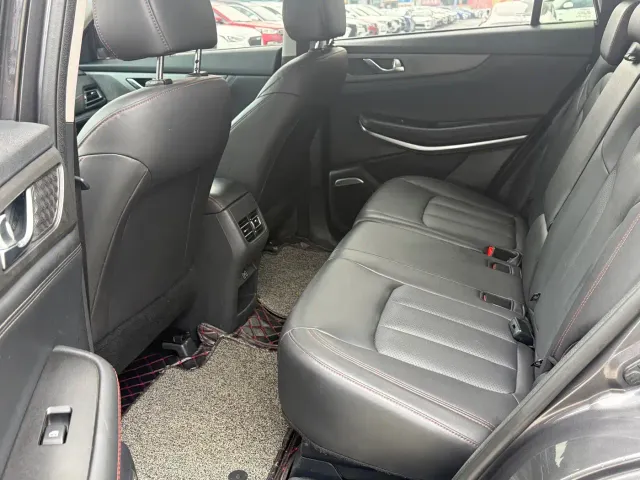Changan CS75 — Фото автомобиля 9