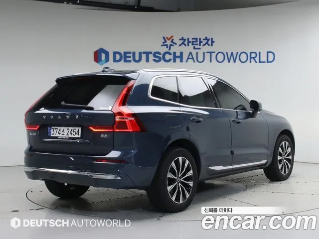 Вольво XC60 — Фото автомобиля 2