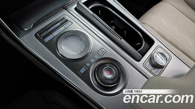 Genesis GV80 — Фото автомобиля 9