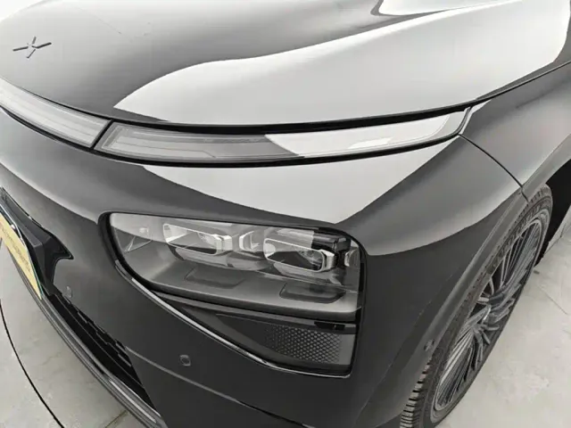 Xpeng G9 — Фото автомобиля 14