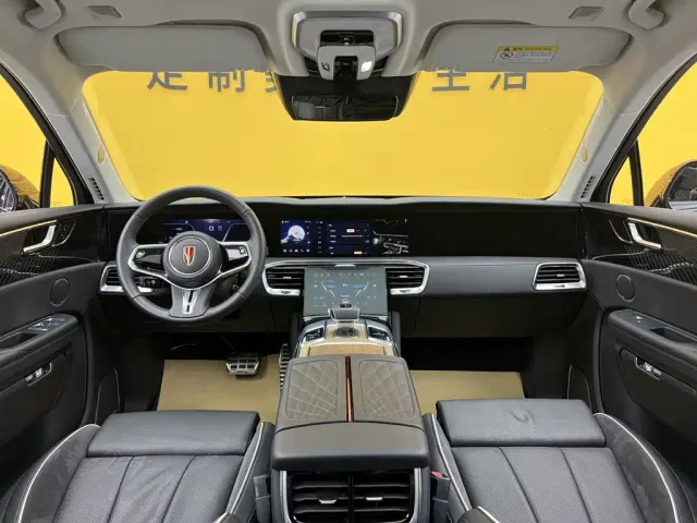 Hongqi E-HS9 — Фото автомобиля 15