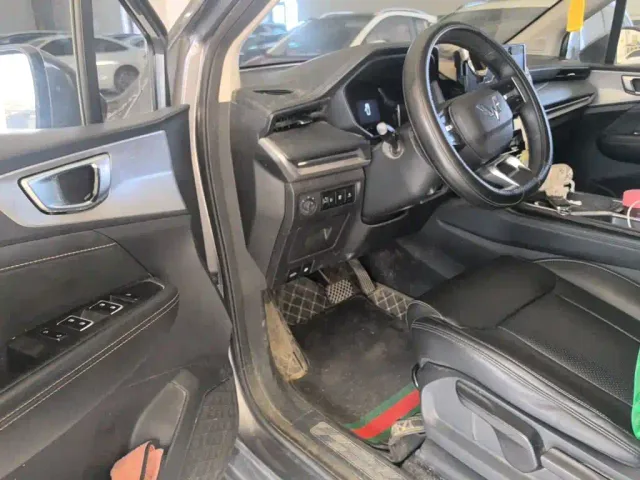 Wuling Jiachen — Фото автомобиля 12