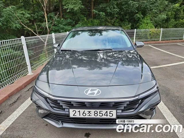 Hyundai Avante CN7 — Фото автомобиля 3