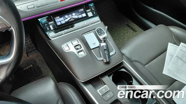 Hyundai Grandeur Exclusive — Фото автомобиля 9