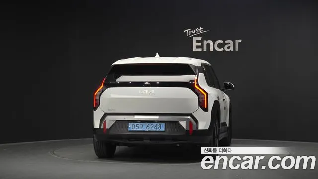 Kia EV3 — Фото автомобиля 4