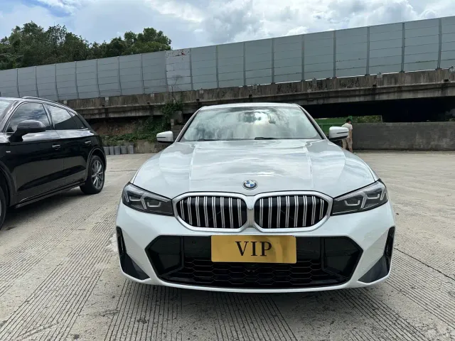 BMW 3 Series — Фото автомобиля 2