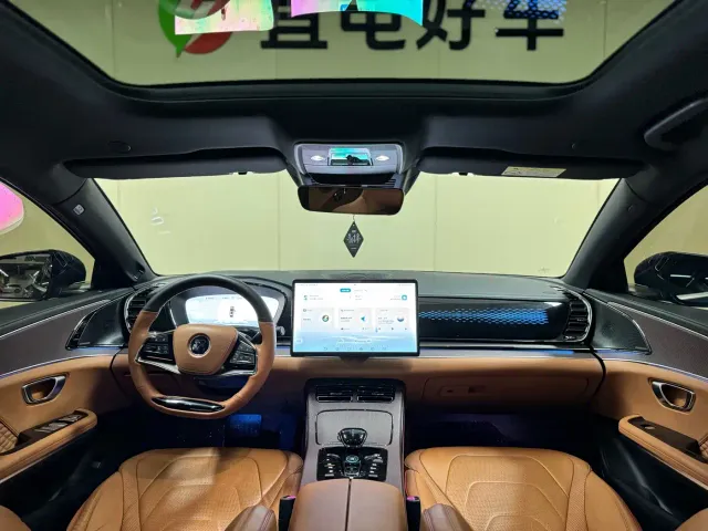 BYD Han 2022 EV Genesis Edition 610KM AWD Premium — Фото автомобиля 17