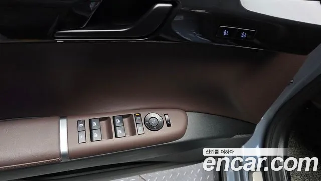 Hyundai Grandeur GN7 — Фото автомобиля 29