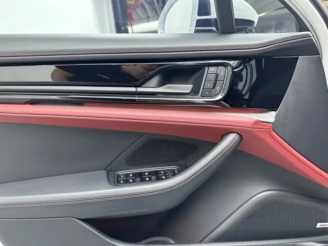 Porsche Panamera — Фото автомобиля 17