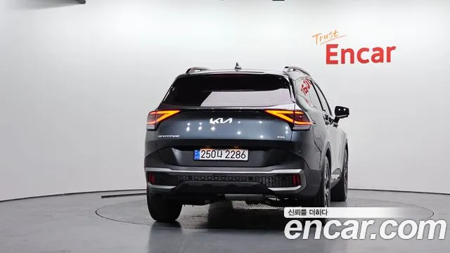 Kia Sportage Sportage 5-е поколение Дизель 2.0 4WD — Фото автомобиля 4