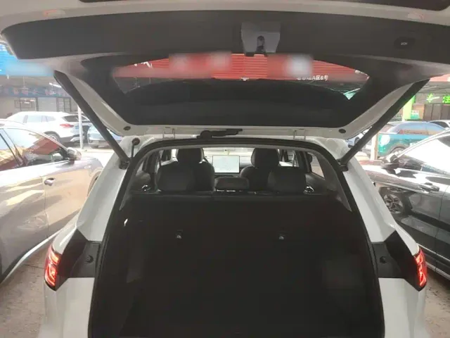 Geely Galaxy E5 — Фото автомобиля 18