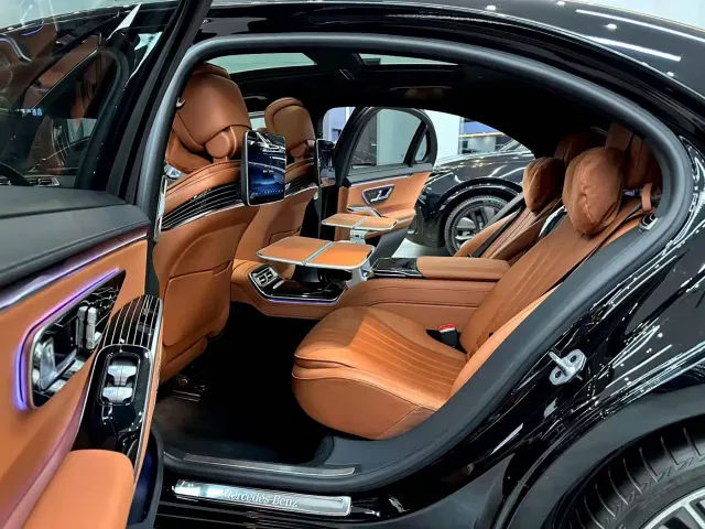Mercedes-Benz S-Class — Фото автомобиля 7