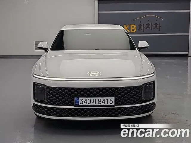 Hyundai Grandeur GN7 — Фото автомобиля 2