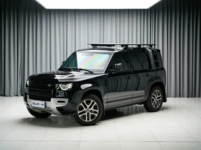 Фотография автомобиля — Land Rover Defender