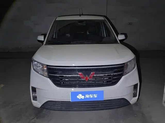 Wuling Hongguang Plus — Фото автомобиля 2