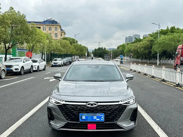 Chery Arrizo 8 2023 1.6T DCT Comfort — Фото автомобиля 2