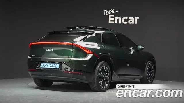 Kia EV6 Standard — Фото автомобиля 2