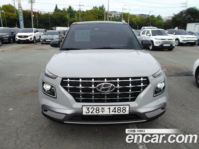 Фотография автомобиля — Hyundai Venue