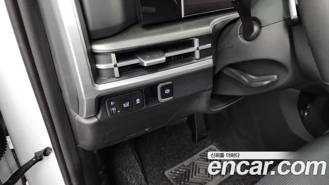 Hyundai Santafe Santa Fe (MX5) Бензин 2.5T 4WD — Фото автомобиля 18
