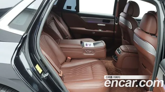 Genesis G90 Бензин 3.5 турбо AWD — Фото автомобиля 15