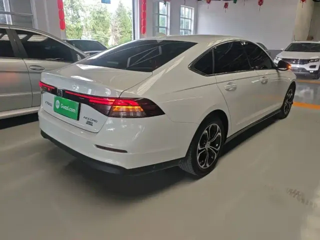 Honda Accord — Фото автомобиля 6