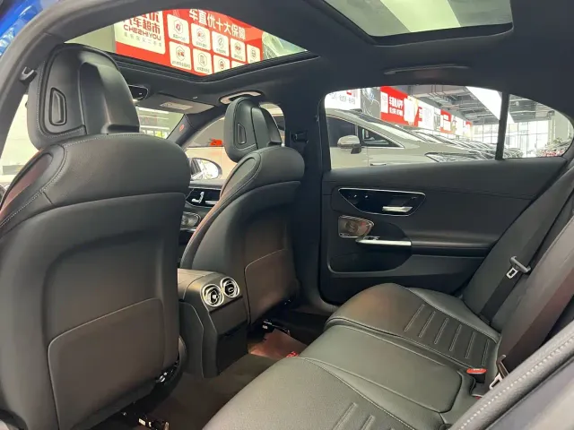 Mercedes-Benz C-Class — Фото автомобиля 11