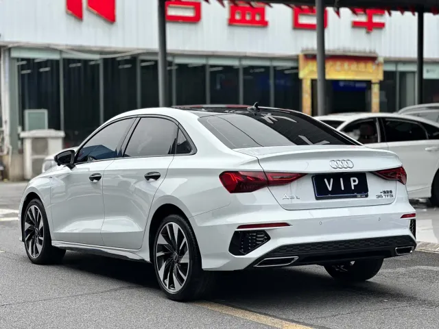 Audi A3 — Фото автомобиля 5