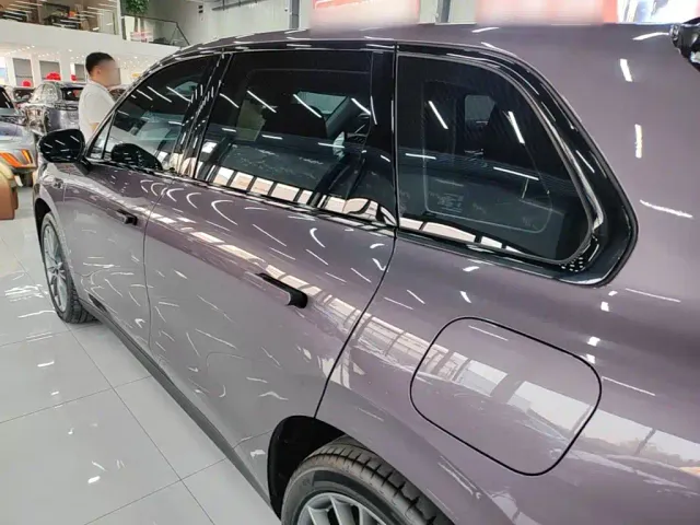 Leapmotor C10 — Фото автомобиля 4