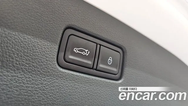 Genesis GV80 — Фото автомобиля 16