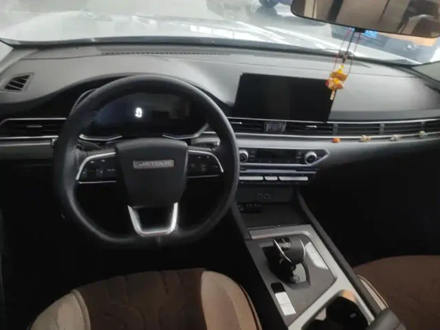 Jetour X70 — Фото автомобиля 12