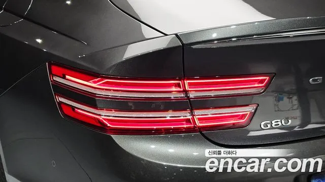 Genesis G80 Бензин 2.5 турбо AWD — Фото автомобиля 19