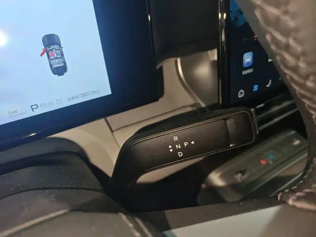 BYD FangChengBao Titanium 7 — Фото автомобиля 13