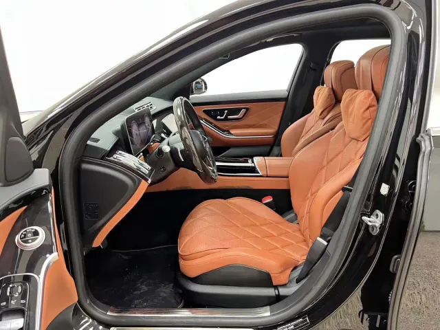 Mercedes-Benz Maybach S-Class — Фото автомобиля 11