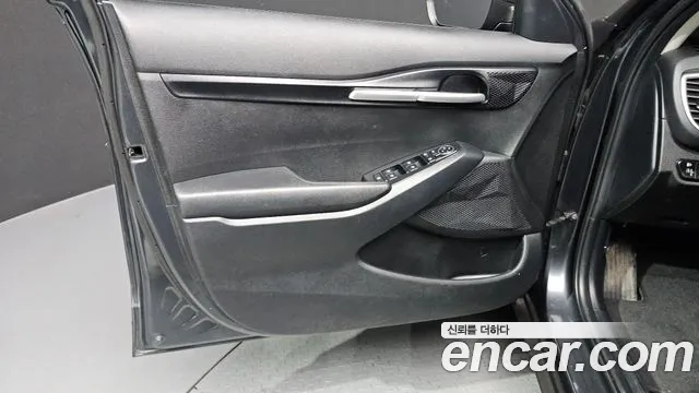 Kia Seltos — Фото автомобиля 13