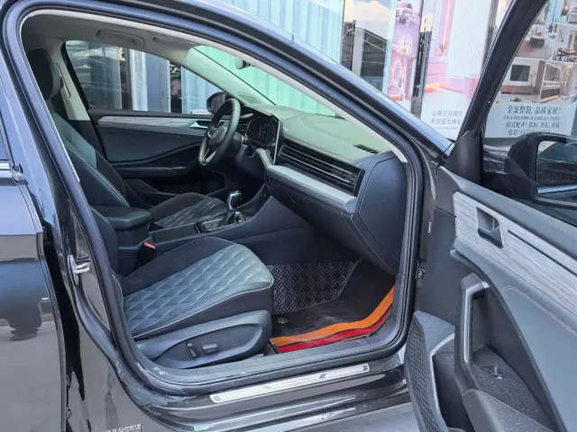 Volkswagen Sagitar — Фото автомобиля 8
