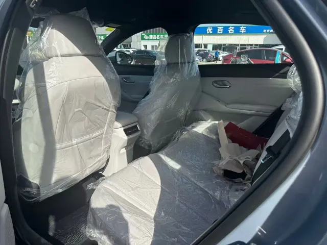 BYD Qin MAX — Фото автомобиля 4