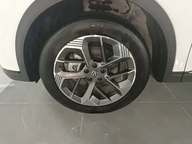 Changan CS75 Plus — Фото автомобиля 22