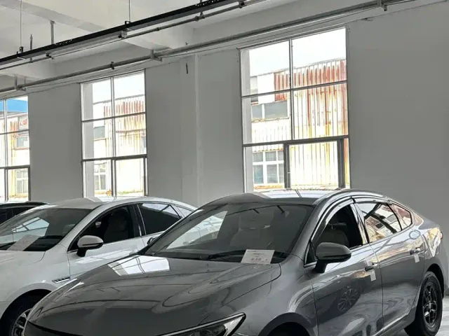 Фотография автомобиля — BYD Qin PLUS