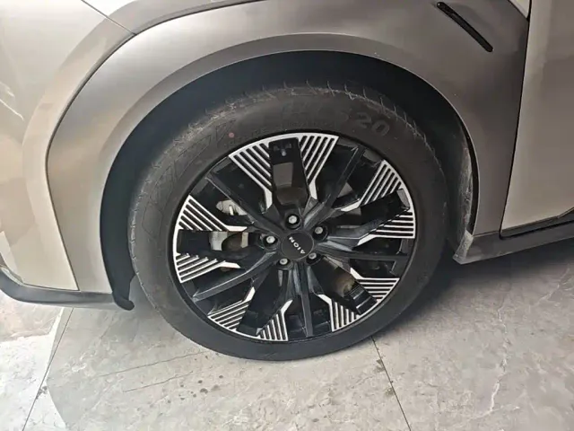 GAC Aion Y — Фото автомобиля 22
