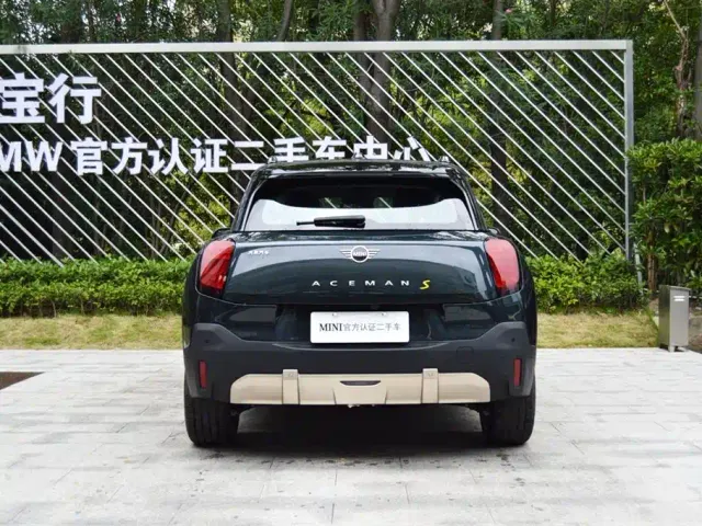 MINI Electric MINI ACEMAN — Фото автомобиля 3
