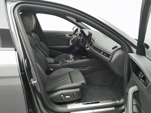 Audi A4L — Фото автомобиля 23