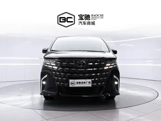 Toyota Alphard — Фото автомобиля 2