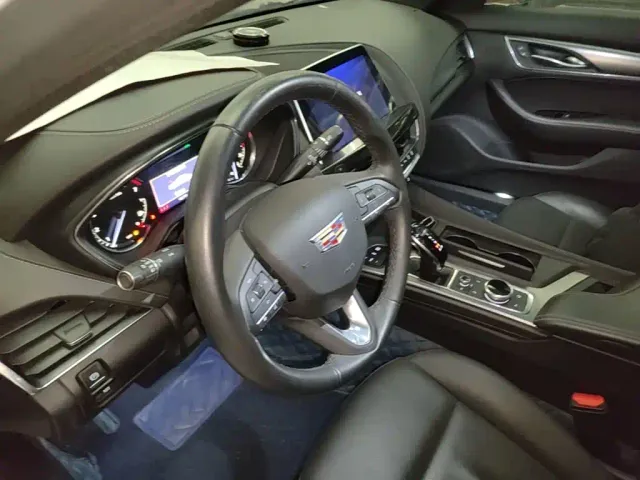 Cadillac CT5 — Фото автомобиля 10