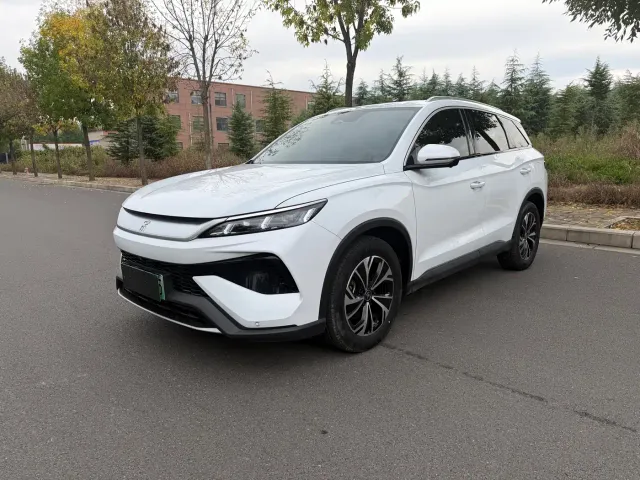 BYD Song Pro — Фото автомобиля 2