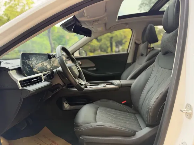 Chery Arrizo 8 — Фото автомобиля 9